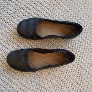 Clarks Black Flats